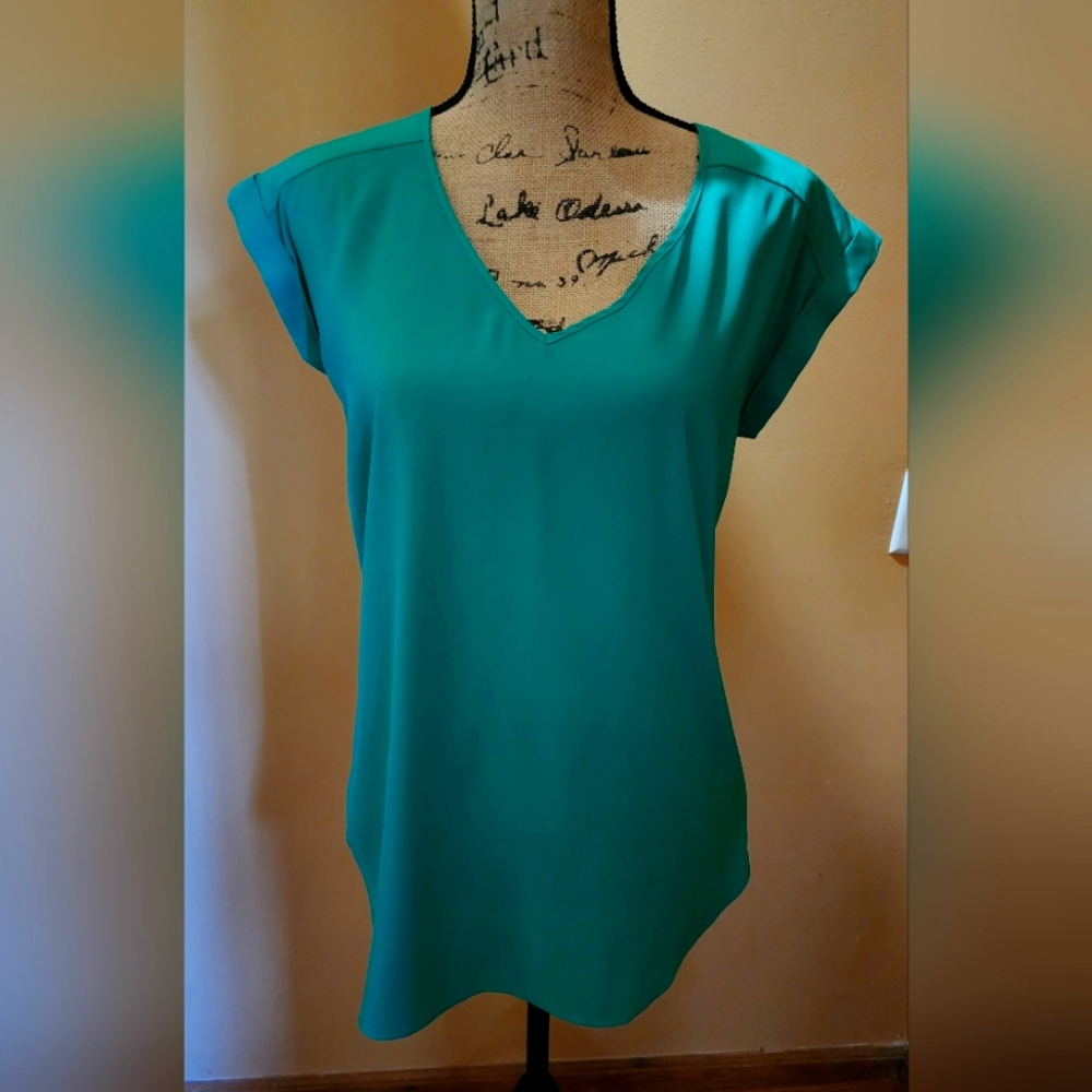 Express Emerald Green Cap Sleeved Blouse, Size M